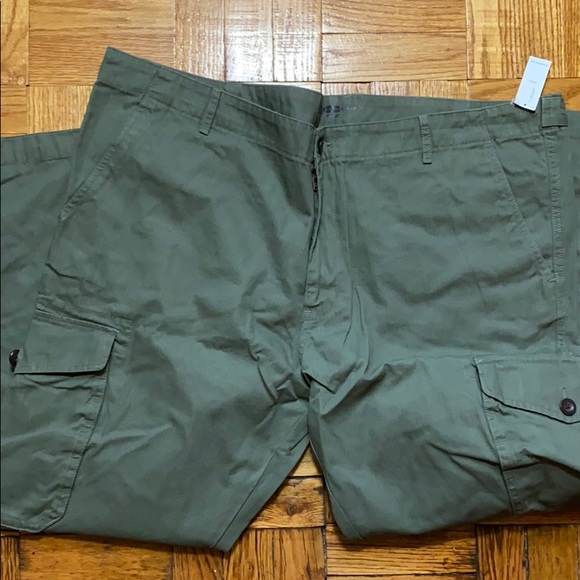 NWT Old Navy green SLIM pants size: 44 x 30, low on the hips! - Picture 5 of 7